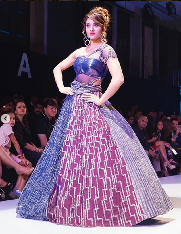 Urvashi Rautela Instagram Pics